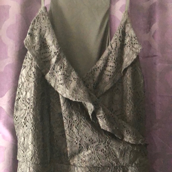 NWOT back floral mini dress. - Picture 5 of 7